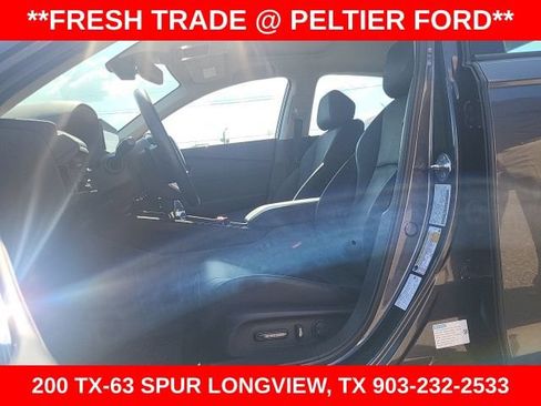 Used 2025 Honda Accord Touring image 9