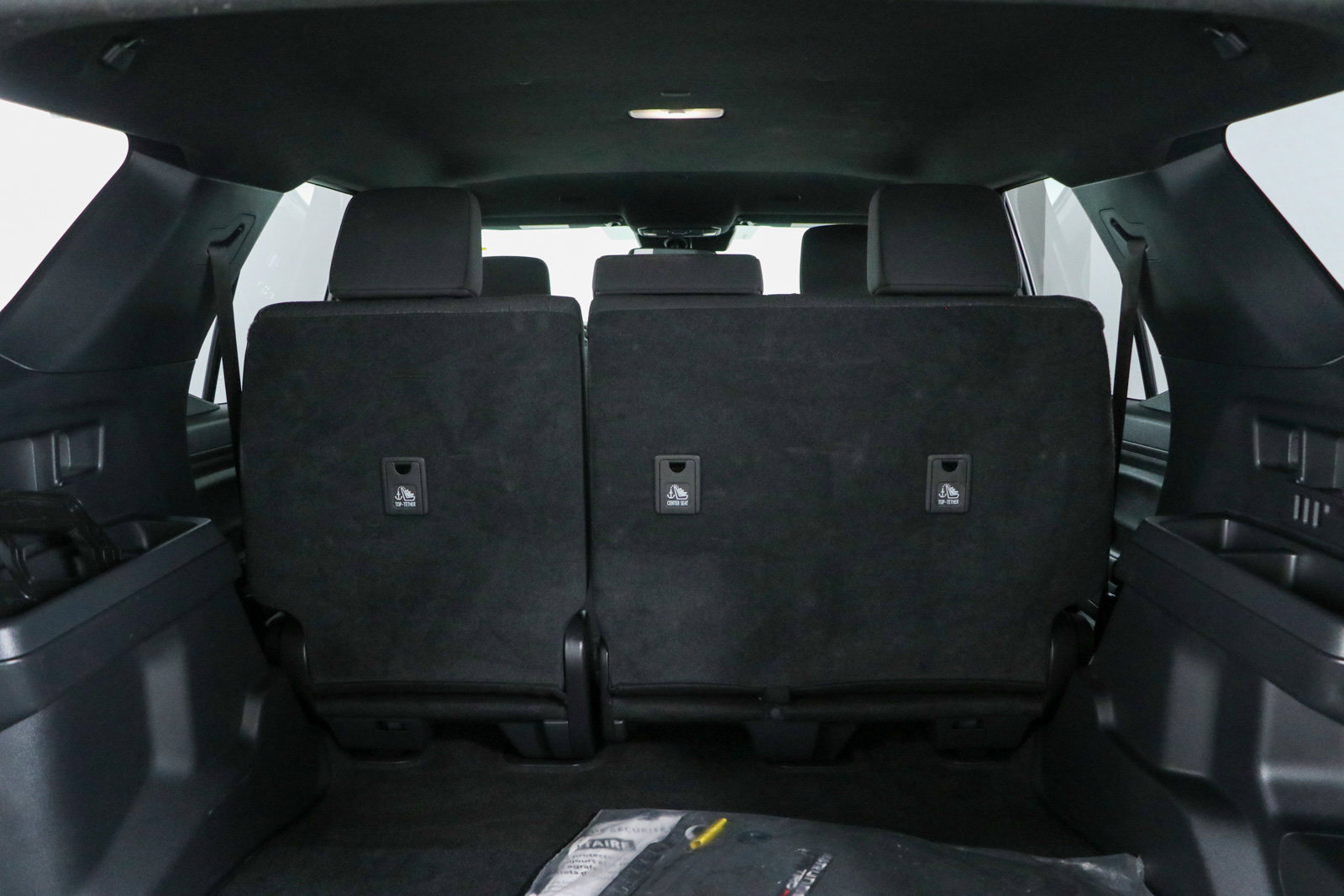 Used 2025 Toyota 4Runner SR5 AWD/4WD image 30
