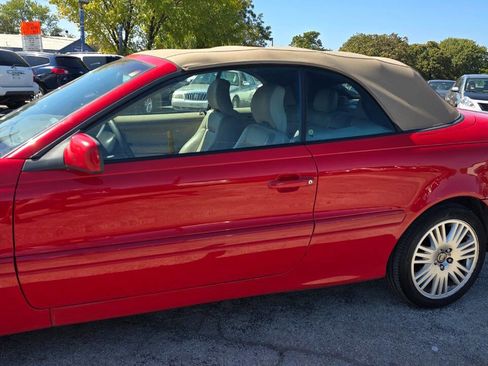 Used 2004 Volvo C70 LT image 2