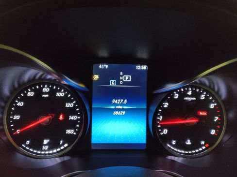 Used 2020 Mercedes-Benz C 300 Sedan image 23