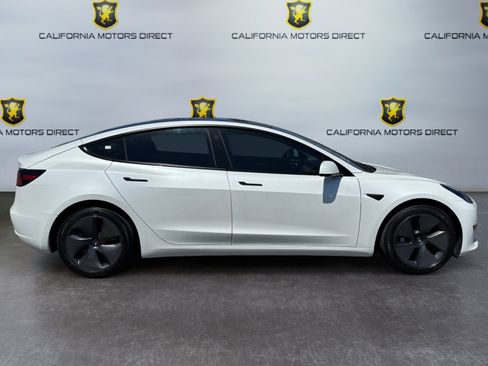 Used 2022 Tesla Model 3 Standard Range RWD image 6