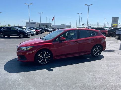 Used 2023 Subaru Impreza 2.0i Sport image 2