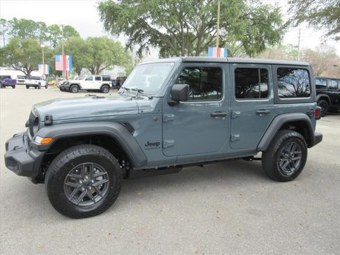 New 2026 Jeep Wrangler Unlimited Sport AWD/4WD image 4