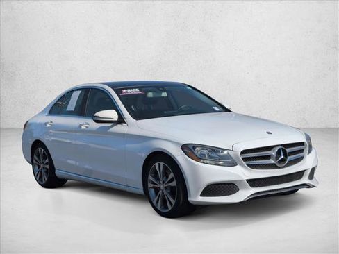 Used 2016 Mercedes-Benz C 300 Sport image 3