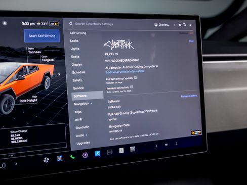 Used 2024 Tesla Cybertruck AWD Crew Cab image 13