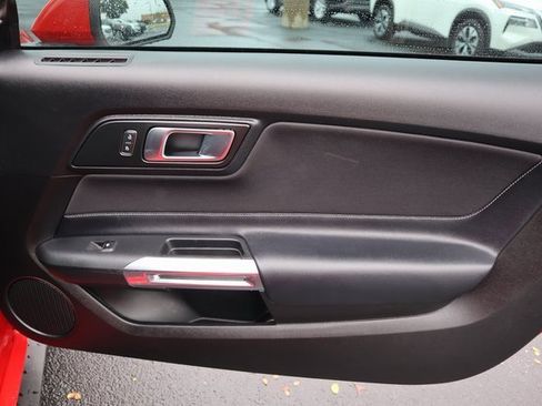 Used 2021 Ford Mustang Coupe image 15