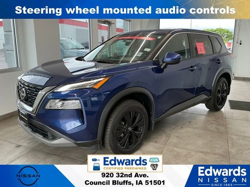 Used 2022 Nissan Rogue SV AWD/4WD image 5