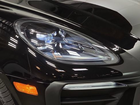 Certified 2026 Porsche Macan AWD/4WD image 12