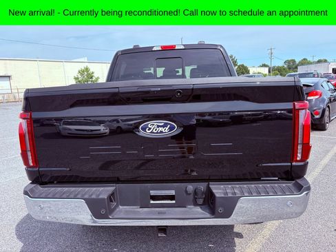 Used 2025 Ford F150 Lariat w/ Equipment Group 501A Mid AWD/4WD image 4