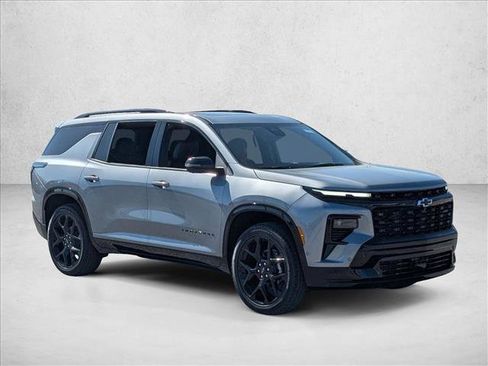 New 2026 Chevrolet Traverse RS w/ LPO, Floor Liner Package image 5