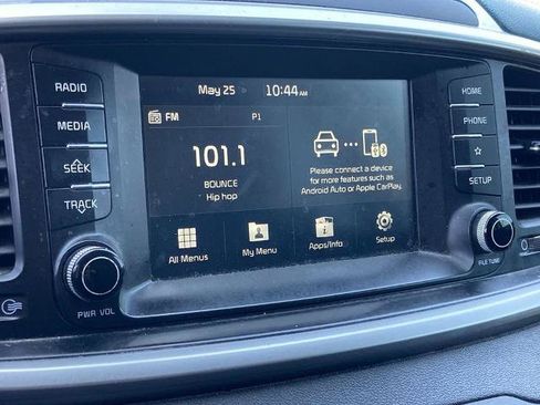Used 2020 Kia Sorento LX w/ LX I4 Convenience Package FWD image 9