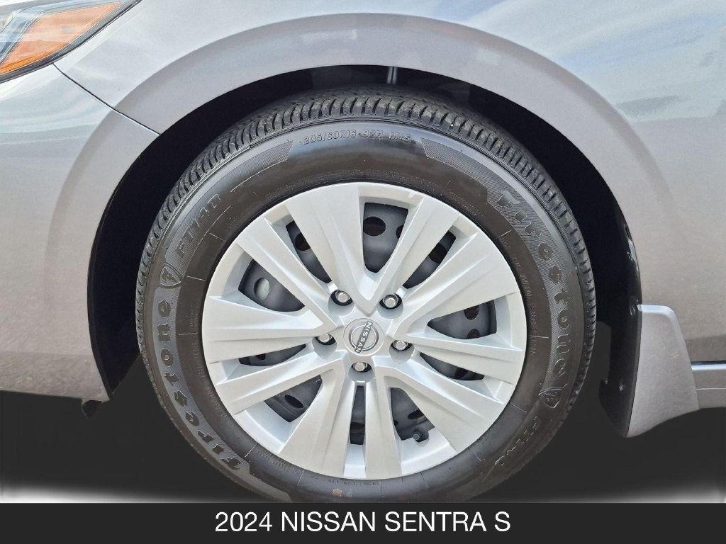 Certified 2024 Nissan Sentra S FWD image 11