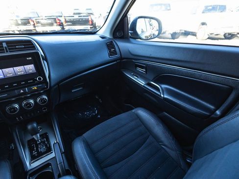 Used 2024 Mitsubishi Outlander Sport SE image 24