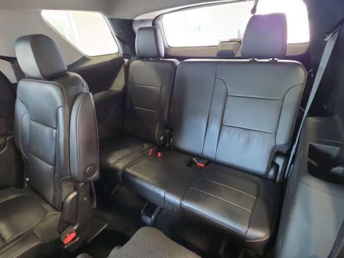 Used 2019 Chevrolet Traverse Premier w/ LPO, Cargo Package AWD/4WD image 37