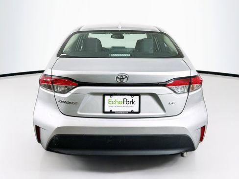 Used 2025 Toyota Corolla LE image 7