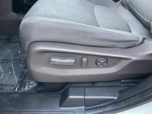 Used 2020 Honda Odyssey EX image 24