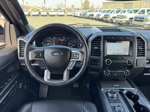 Used 2018 Ford Expedition Max XLT w/ Equipment Group 202A image 26