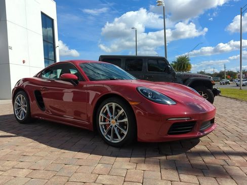 Used 2024 Porsche 718 Cayman S image 8