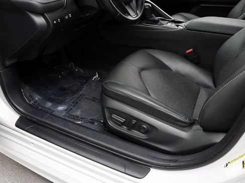 Used 2023 Toyota Camry XSE image 23