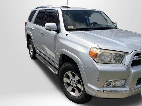 Used 2013 Toyota 4Runner SR5 w/ Premium Pkg AWD/4WD image 2