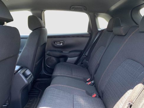 Certified 2026 Honda HR-V Sport image 39