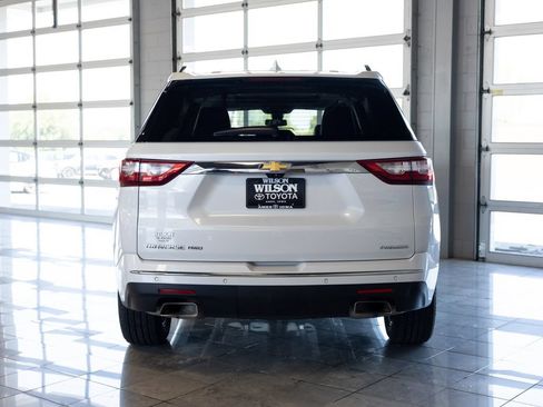 Used 2019 Chevrolet Traverse Premier w/ LPO, Floor Liner Package AWD/4WD image 4