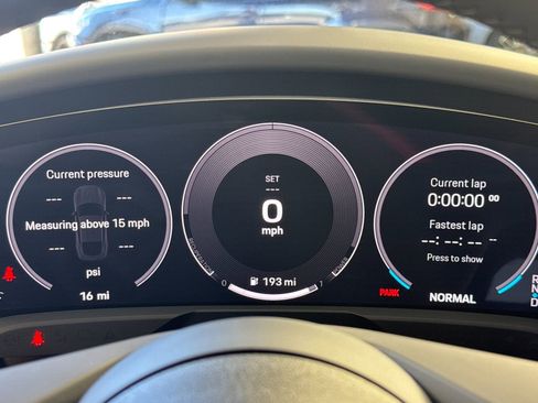 Certified 2025 Porsche Taycan image 28