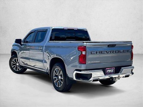 Used 2020 Chevrolet Silverado 1500 LT w/ Convenience Package AWD/4WD image 13