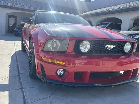 Used 2006 Ford Mustang GT image 9