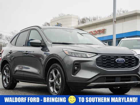 Used 2025 Ford Escape ST-Line Select AWD/4WD image 1