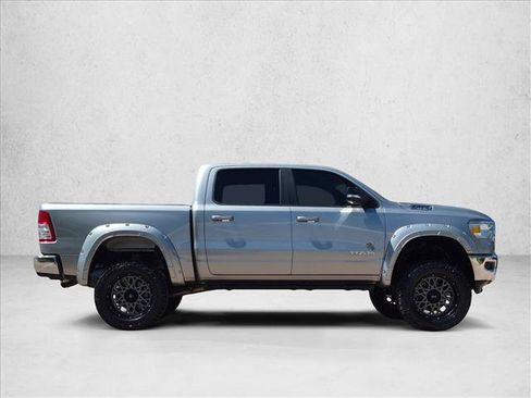 Used 2022 RAM 1500 Big Horn AWD/4WD image 4
