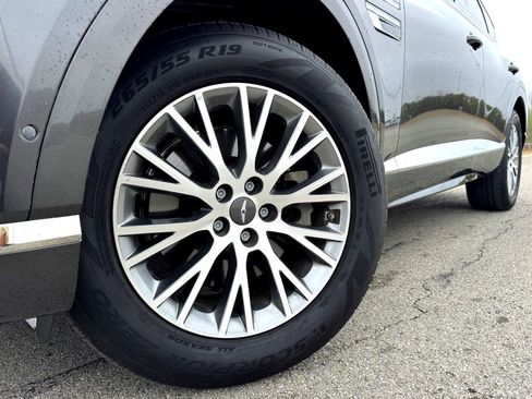 Used 2024 Genesis GV80 2.5T image 2