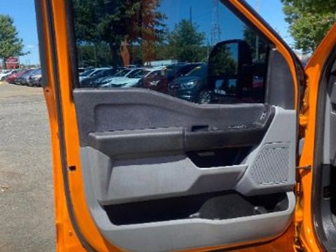 Used 2024 Ford F550 2WD Regular Cab Super Duty image 20
