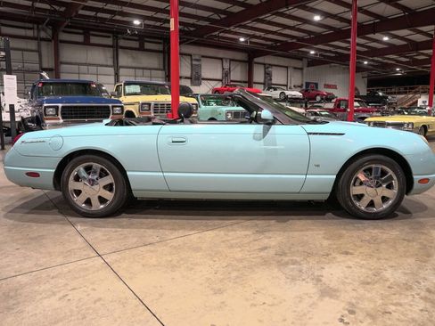 Used 2003 Ford Thunderbird RWD image 10