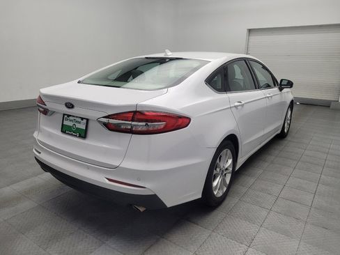 Used 2019 Ford Fusion SE image 9