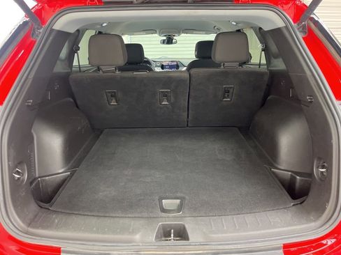 Used 2022 Chevrolet Blazer LT FWD image 23