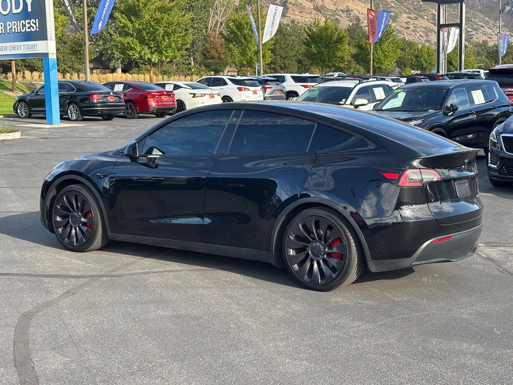 Used 2023 Tesla Model Y Performance AWD/4WD image 9