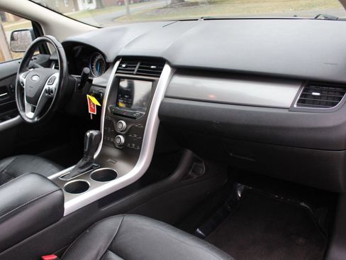 Used 2012 Ford Edge SEL image 40