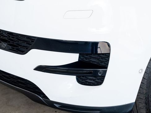 Used 2023 Land Rover Range Rover Sport SE image 14