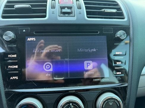 Used 2018 Subaru Forester 2.5i Premium w/ All-Weather Package AWD/4WD image 11