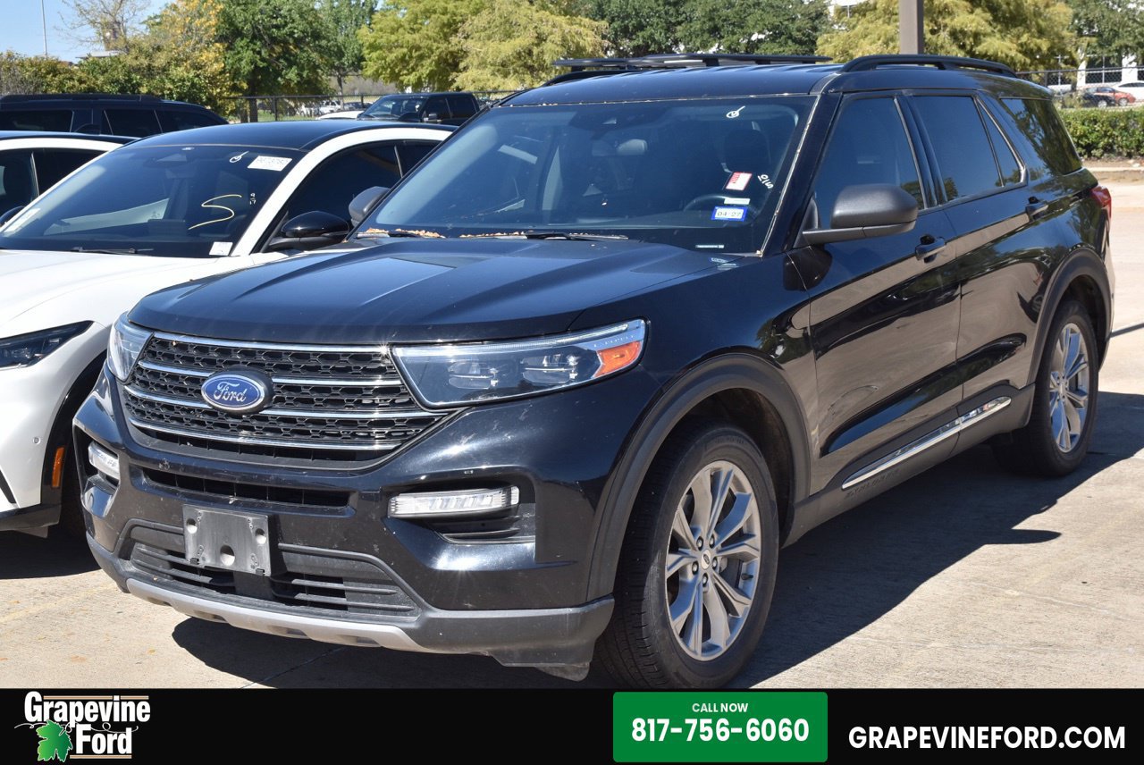 Used 2023 Ford Explorer XLT w/ Equipment Group 202A RWD image 1