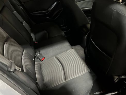 Used 2014 MAZDA MAZDA3 i Touring w/ Moonroof Package 1 FWD image 16