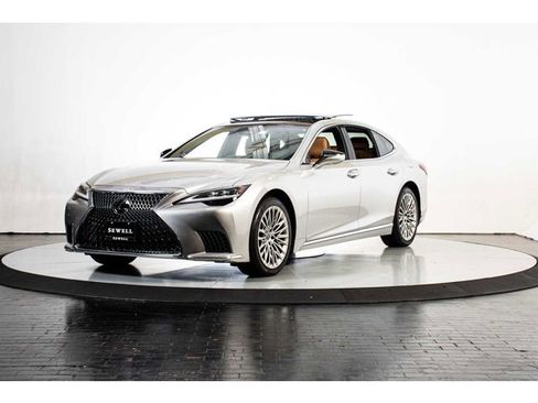 Certified 2025 Lexus LS 500 w/ Interior Upgrade Package RWD image 1