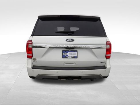 Certified 2020 Ford Expedition XLT w/ Equipment Group 202A image 6