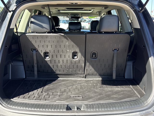 Used 2020 Kia Telluride S w/ S 8 Passenger Seating Package FWD image 6