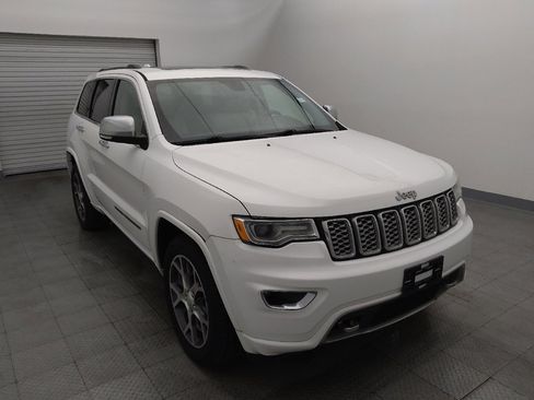Used 2019 Jeep Grand Cherokee Overland RWD image 13
