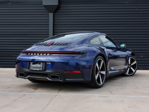 Used 2025 Porsche 911 Carrera T image 7