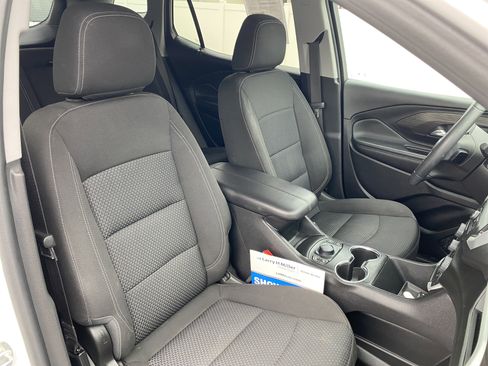 Used 2023 GMC Terrain SLE w/ Driver Convenience Package image 21