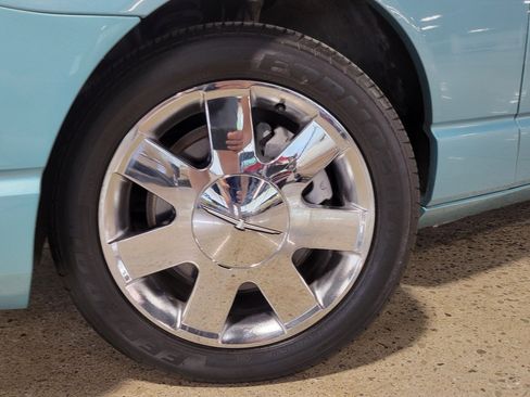 Used 2002 Ford Thunderbird RWD image 11