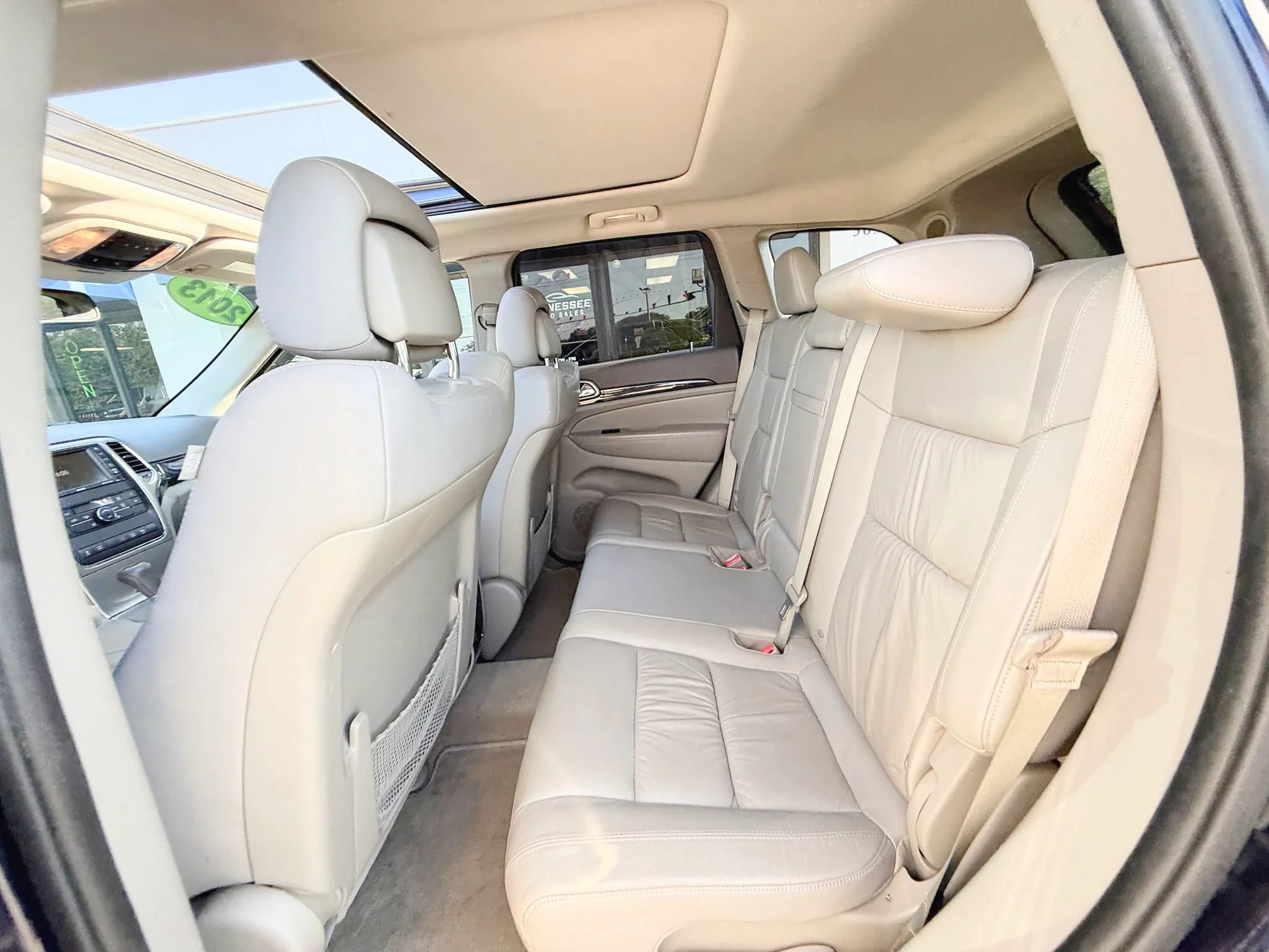 Used 2013 Jeep Grand Cherokee Laredo RWD image 43